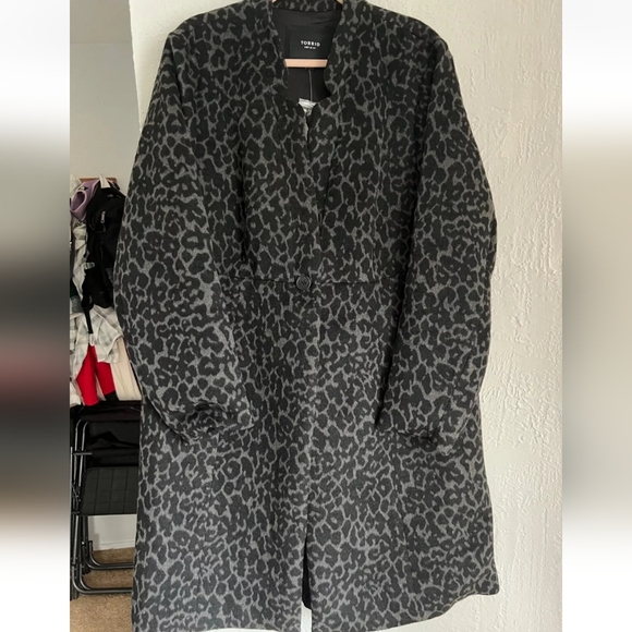 torrid Jackets & Blazers - Torrid Grey Leopard Coat